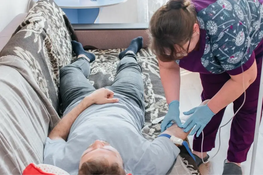 Срочный вывод из запоя в Калининске: быстро, недорого